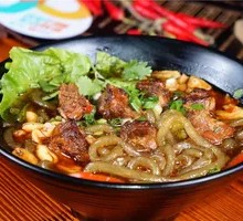 Pork Rib Sour Spicy Noodles