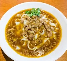 Pea and Meat Sauce Knife-Cut Noodles