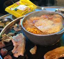 Military-style Hot Pot