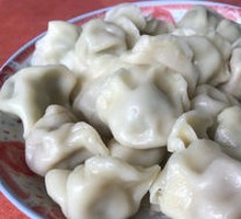 Spicy Oil Dipping Dumplings with Chives Filling