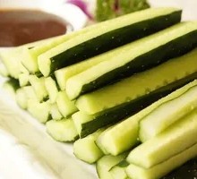 Garlic Cucumber Salad
