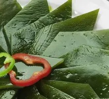 Thin seaweed strips