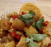 Spicy and Sour Pig Trotters