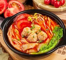 Tomato Meatball Rice Noodles