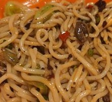 Dry-Mixed Chicken Offal Noodles