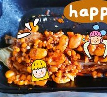 Peanut-crusted Duck Head