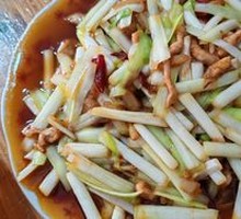 Shredded Pork with Leek Greens