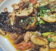Stir-Fried Pork with Mushrooms