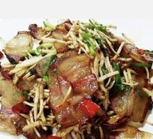 Houttuin stir-fried with cured pork