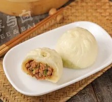 Green Pepper Pork Dumpling