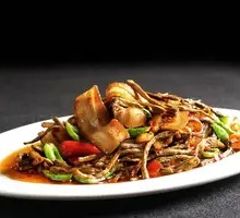 Dry Cowpea Stir-fried with Pork