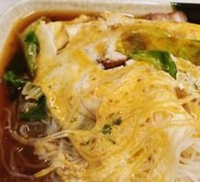 Braised Pork Egg Steamed Rice Noodles