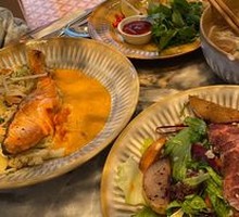 Spicy Thai Seafood Tom Yum Noodle Soup