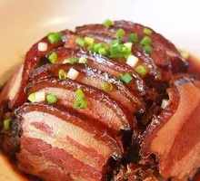 Traditional Braised Pork with Rice