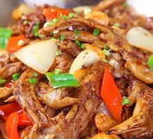 Spicy Glutinous Rice Pork Trotter Stir-fry