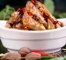 Spicy Braised Duck Neck