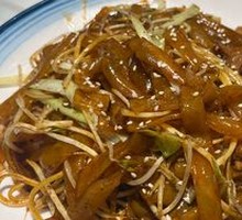 Dry-Fried Beef Rice Noodles
