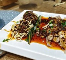 Cold-Blanched Pork Salad
