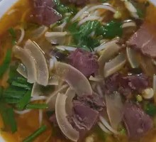 Clear Soup Beef Noodles with Skin