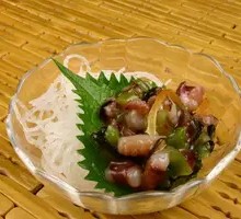 Mustard Octopus