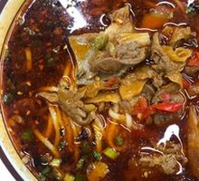 Sichuan-style Pepper Chicken Offal Noodles