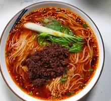 Spicy Mixed Sauce Rice Noodles