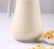 Stone-ground Soy Milk