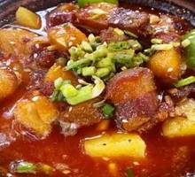 Braised Pork with Potatoes