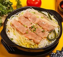 Spicy Beef Noodle Soup in Golden Broth