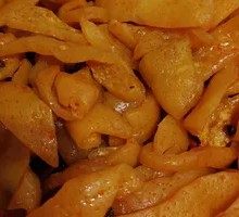 Fried Pigskin with Chili