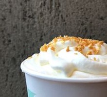 Toffee Hazelnut Crunch Latte