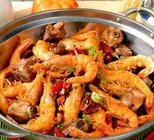 Spicy Stir-Fried Spare Ribs and Shrimp