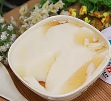 Ice-Infused Tofu Pudding