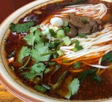 Stewed Intestine Noodles