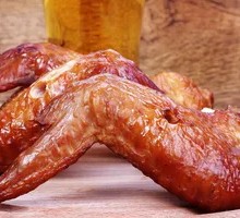 Charcoal-Grilled Chicken Wings