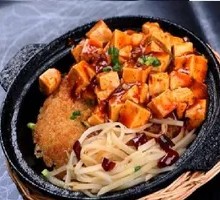 Mapo Tofu with Rice Crackers
