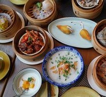 Steamed Chicken Feet with Fish Maw