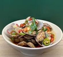 Sichuan-Style Stir-Fried Clams