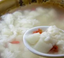 Handmade Glutinous Rice Balls with Fermented Rice Wine