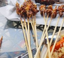 Hand-Grabbed Meat Rice