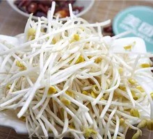 Bean sprouts