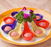 Signature Hand-Made Meatballs (6 pieces)