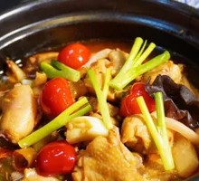 Pickled Chili Clay Pot Chicken