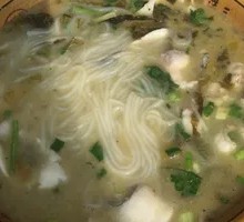 Sour Cabbage Fish Noodles