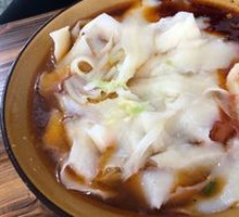 Chicken and Pork Rib Noodles with Hand-cut Noodles