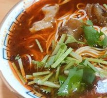 Beef tendon noodles