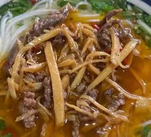 Ginger Beef Rice Noodles