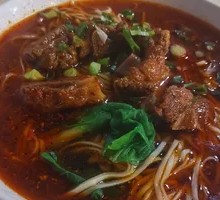 Braised Pork Rib Noodles
