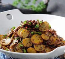 Stir-fried Country Potatoes