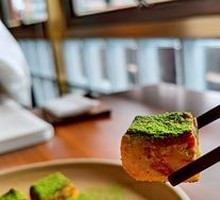 Crispy Duck with Sticky Rice